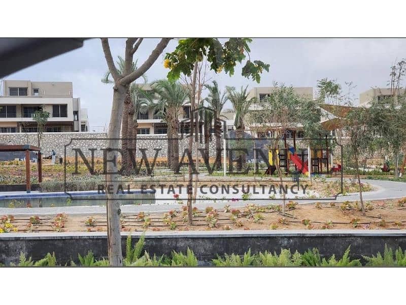 Twin house 385 sqm Prime Location Ready To Move Best Price in Palm Hills New Cairo compound - Mehr