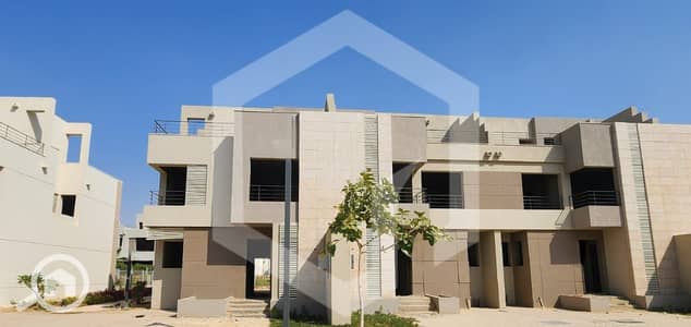 توين هاوس 3 غرف نوم للبيع في 6 اكتوبر، الجيزة - The Crown Palm Hills 1. jpeg
