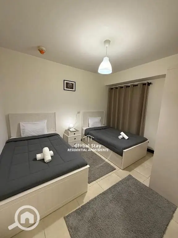 Fully Furnished Serviced Apartment - Vista 4