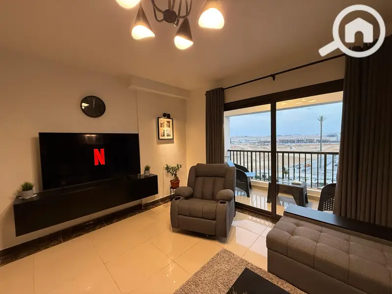 Fully Furnished Serviced Apartment - Mais