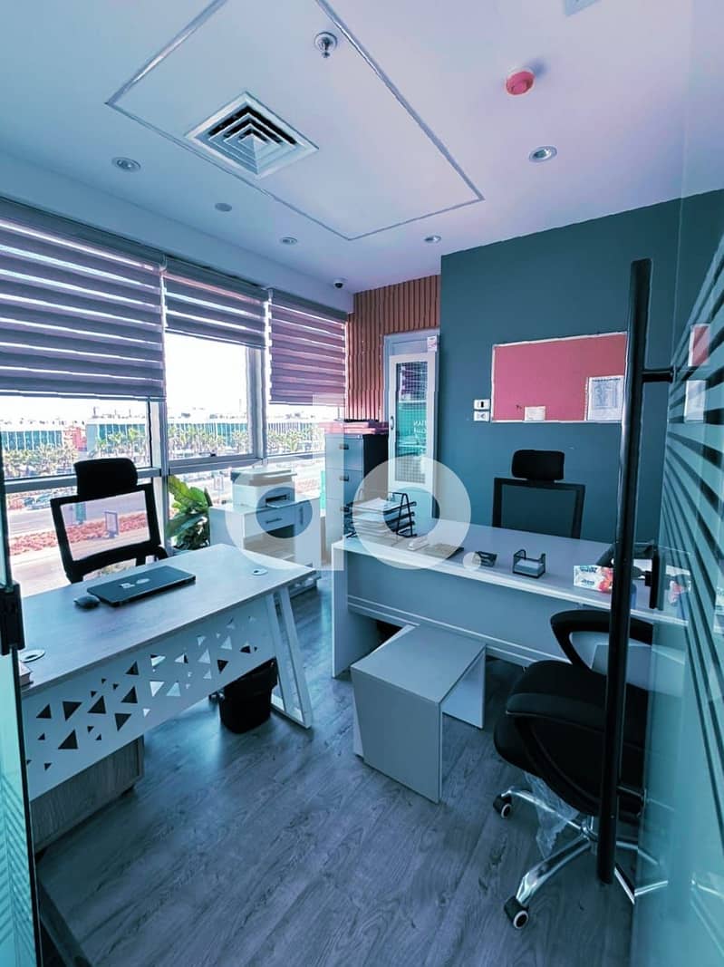 Fully Finished Admin Office For Rent Huge Space 416 SQM Super Lux Finishing in New Cairo - Direct on North 90 Street - 5th Settlement - Widok 6