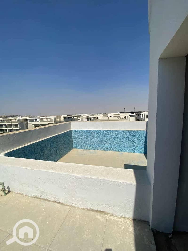 for sale penthouse 166 m at gallaria moon vally new cairo - Mehr