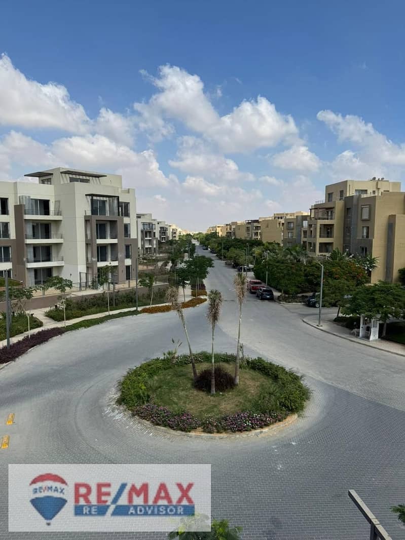 Townhouse middle for sale in palm parks Fully Finished Ready to Move - Widok 2