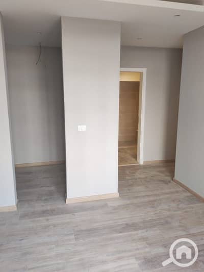 1 Bedroom Flat for Sale in Sheikh Zayed, Giza - WhatsApp Image 2026-04-15 at 12.39. 42 PM (3). jpeg
