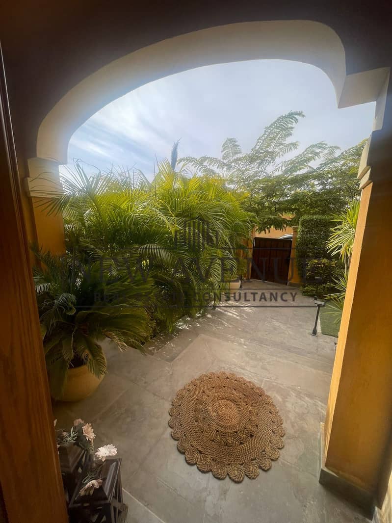 Finished Townhouse villa and ready to move overlooking landscape in Dyar Park New Cairo by Arco Developments - Widok 6