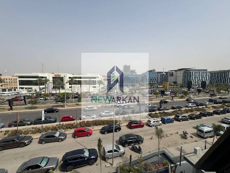 office for rent,105m in sheikh zayed infront park street mall fully finished ready to move – další
