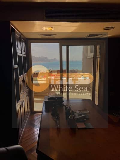 Office for Rent in Miami, Alexandria - Licensed office located directly on the beach in Miami