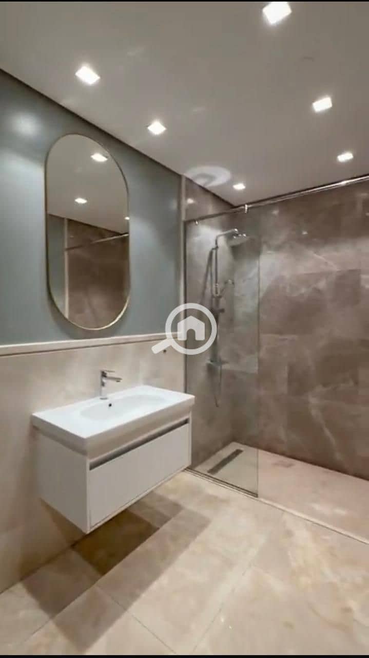 Modern furnished two-bedroom apartment in Ion Towers, Mall of Arabia, view of the courtyard, high-quality finishing near the Cheyenne Square. – pohled 4