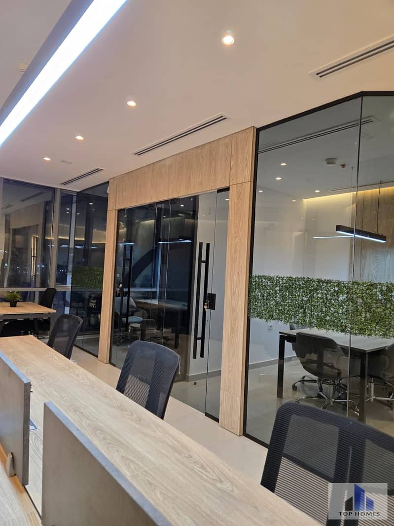 An Elegant Office space for Multi National companies I Fully furnished I Ready to Use I Prime Business Location at Kernel Business HUB - Mehr