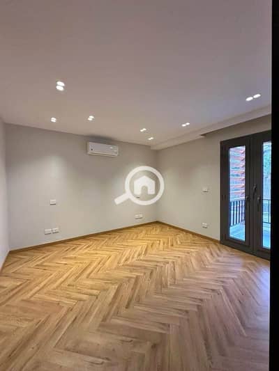 3 Bedroom Flat for Sale in Sheikh Zayed, Giza - 647208313_895346699785263_2035471573855698056_n. jpg