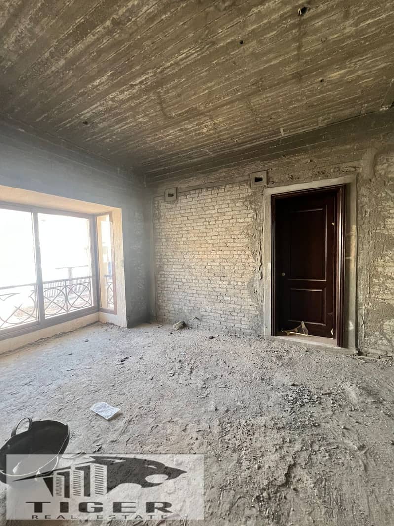 For sale, a standalone villa in Madinaty, model D3, wide garden view – pohled 5
