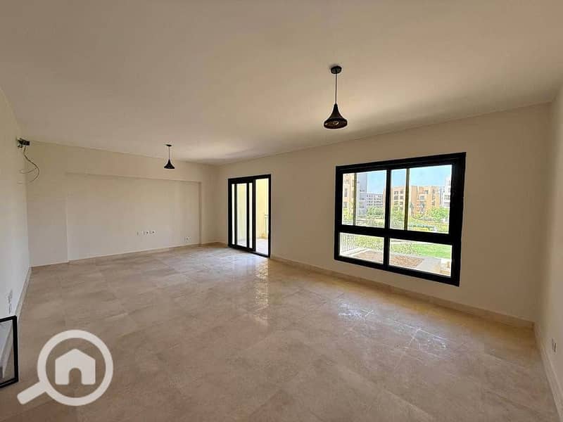 Finished apartment for sale next to university MSA - Widok 5