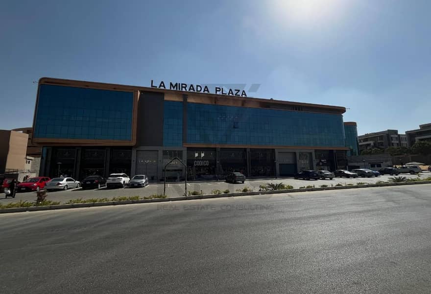 Fully Finished Office 100m for Rent next to AUC in La Mirada Mall, Fifth Settlement, New Cairo - Ansicht 3