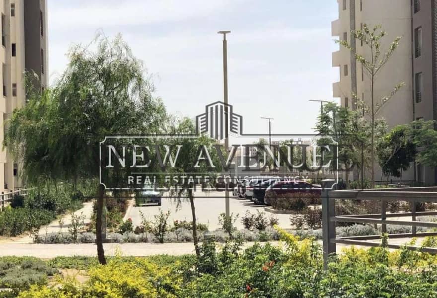 Luxury Duplex Penthouse for Sale in Palm Hills VGK – Furnished – Roof – Fountain View – Ready to Move – Prime Location - Widok 4