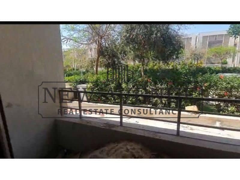 Under market price ground apartment prime location with plumbing and electrical work done in granda el sherouk – pohled 4