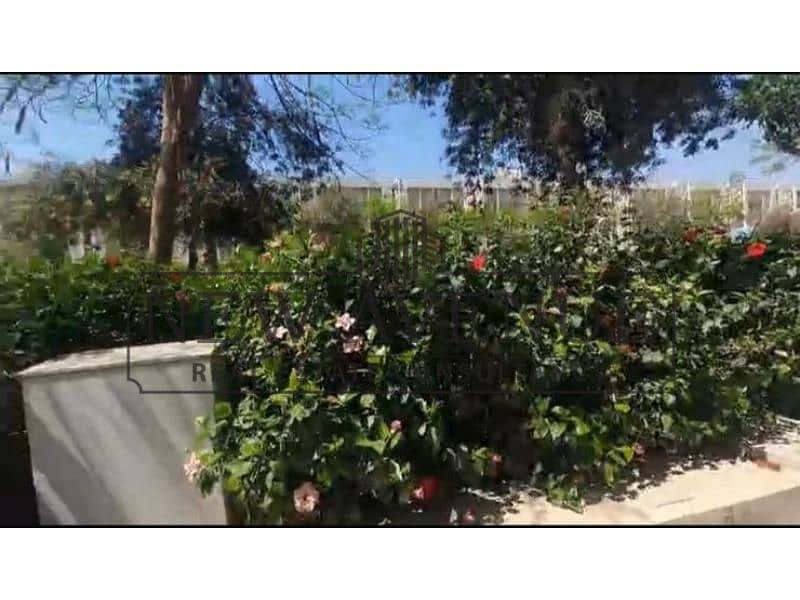 Under market price ground apartment prime location with plumbing and electrical work done in granda el sherouk – pohled 6