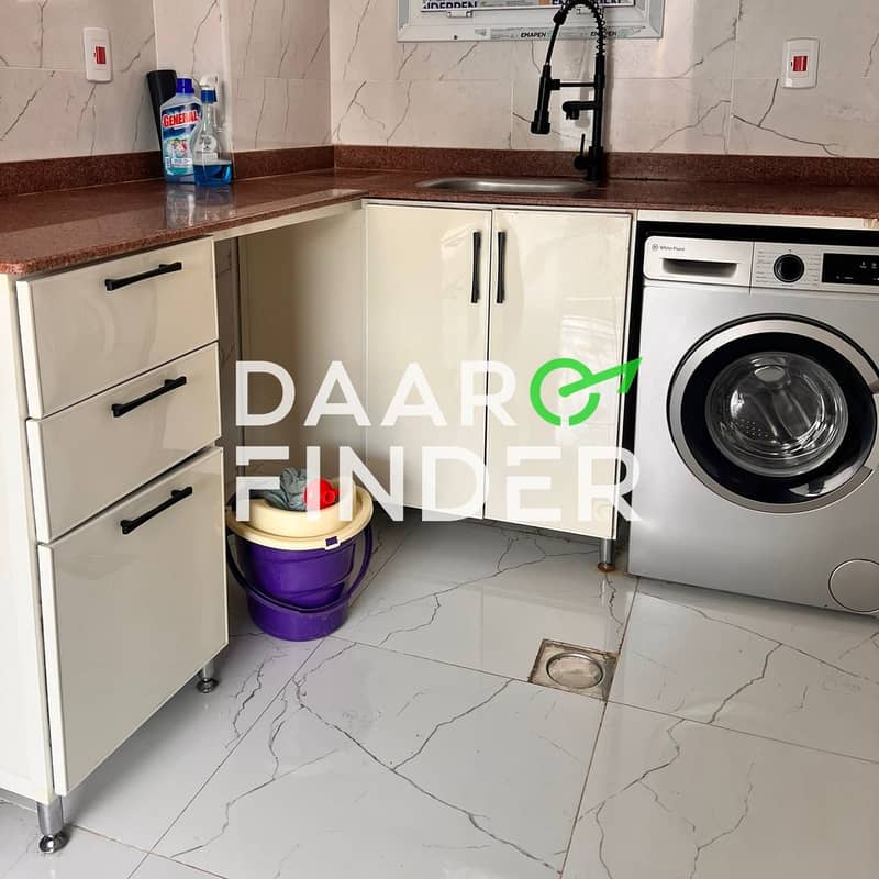 Office for Rent in Regency Mall – Sheikh Zayed – další