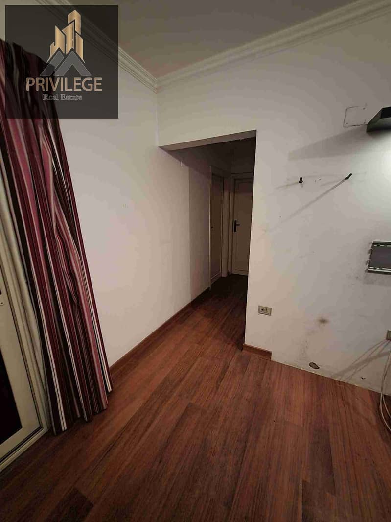 For sale, a 90 sqm apartment in Baron City Compound, super lux with a wonderful view. - Widok 5