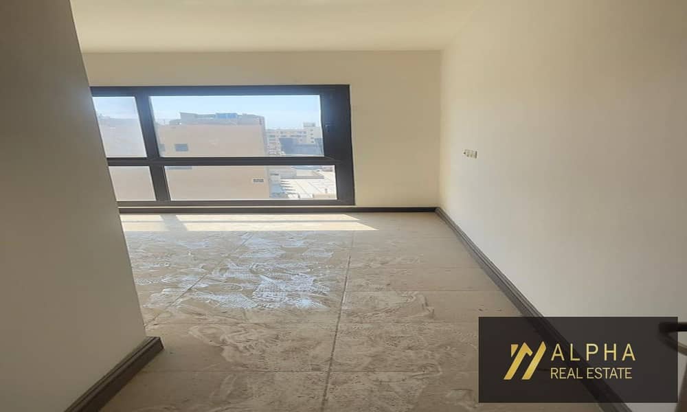 Duplex for sale in Porto New Cairo 143 sqm 2 bedrooms 3 bathrooms kitchen units central AC luxury finishing near AUC Porto Mall and Americana Plaza – pohled 6
