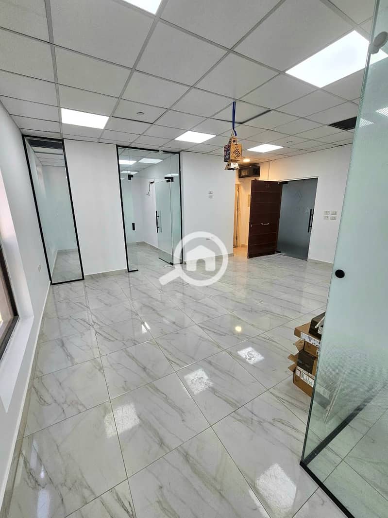 Outstanding administrative headquarters 85m fully finished and air-conditioned for rent in the strongest location in One Katameya, Maadi Ring - Widok 5