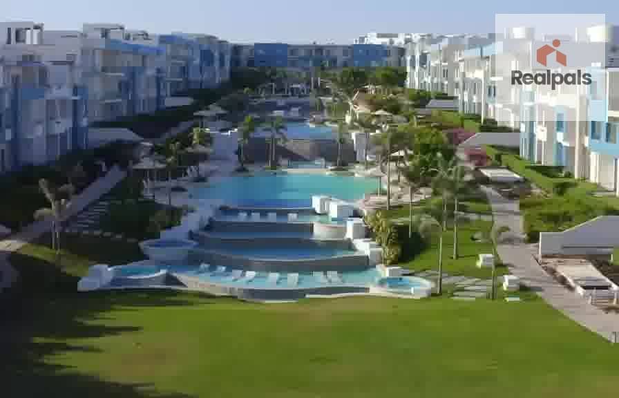 LOWEST PRICE FOR serviced apartment 2 bedrooms in Fouka bay north coast sea & pool view (fully furnished modern design) with total price 10,500,000 - Ansicht 3