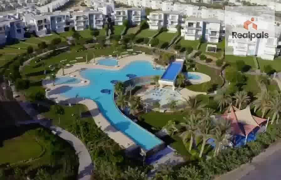 LOWEST PRICE FOR serviced apartment 2 bedrooms in Fouka bay north coast sea & pool view (fully furnished modern design) with total price 10,500,000 - Ansicht 4