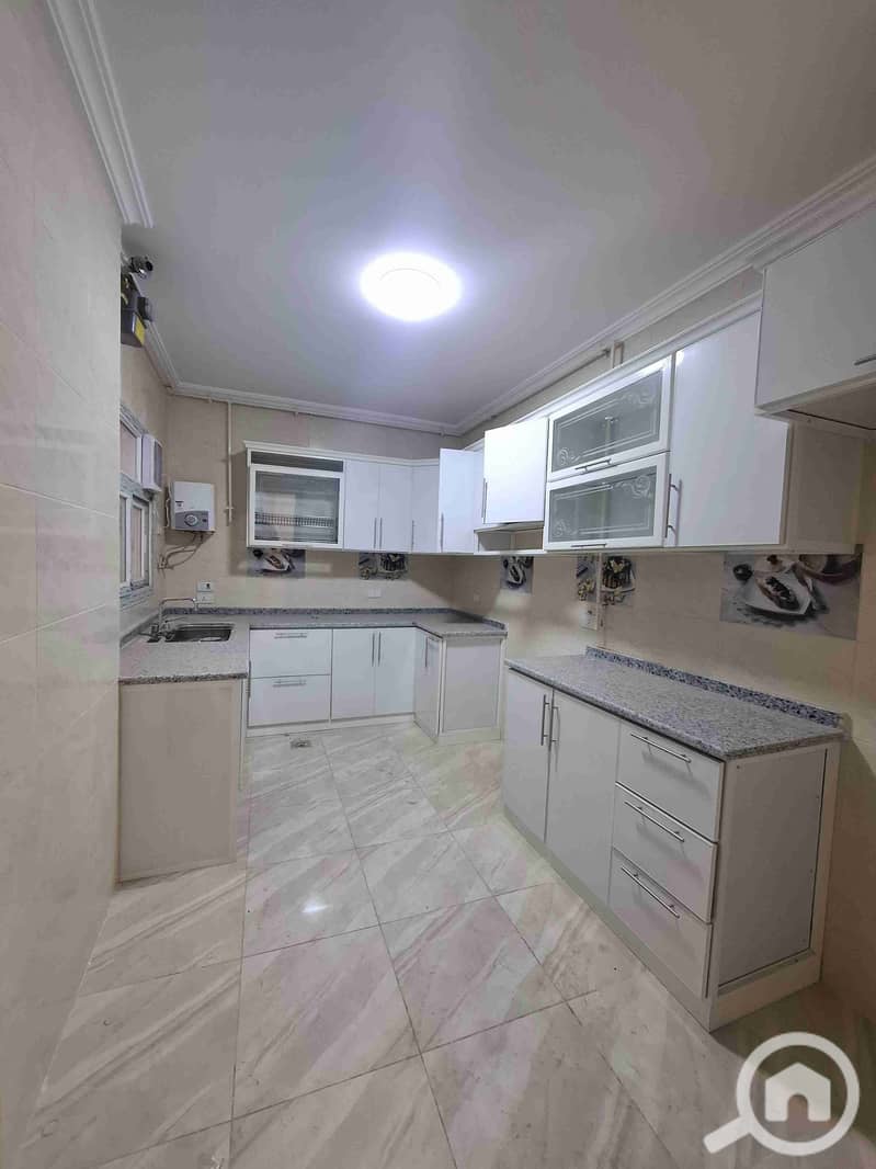 Office apartment for rent for companies, first occupancy, area of 220 square meters in the Northern Lotus in New Cairo. – pohled 4