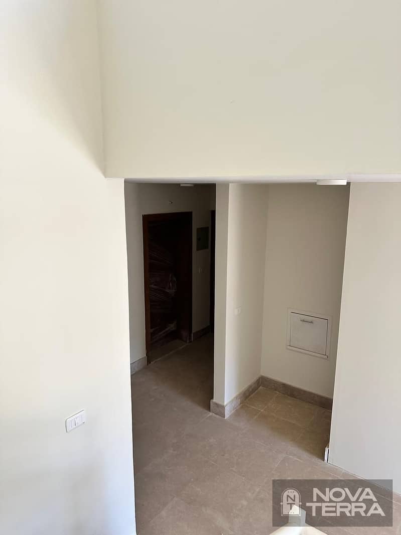 10 Apartment for sale in Green Compound 6, Idris buildings-image-11. jpg