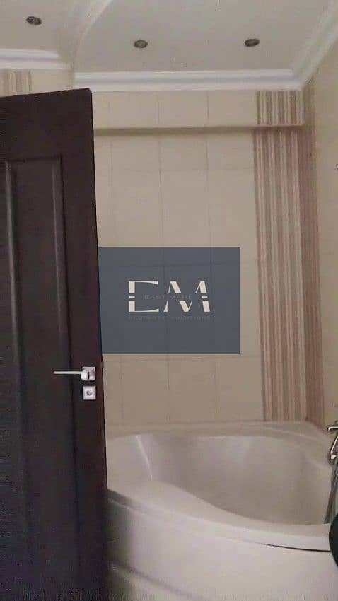 19 WhatsApp Video 2026-05-17 at 17.51. 35 - frame at 0m28s. jpg