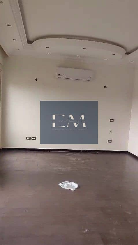 22 WhatsApp Video 2026-05-17 at 17.51. 35 - frame at 1m33s. jpg