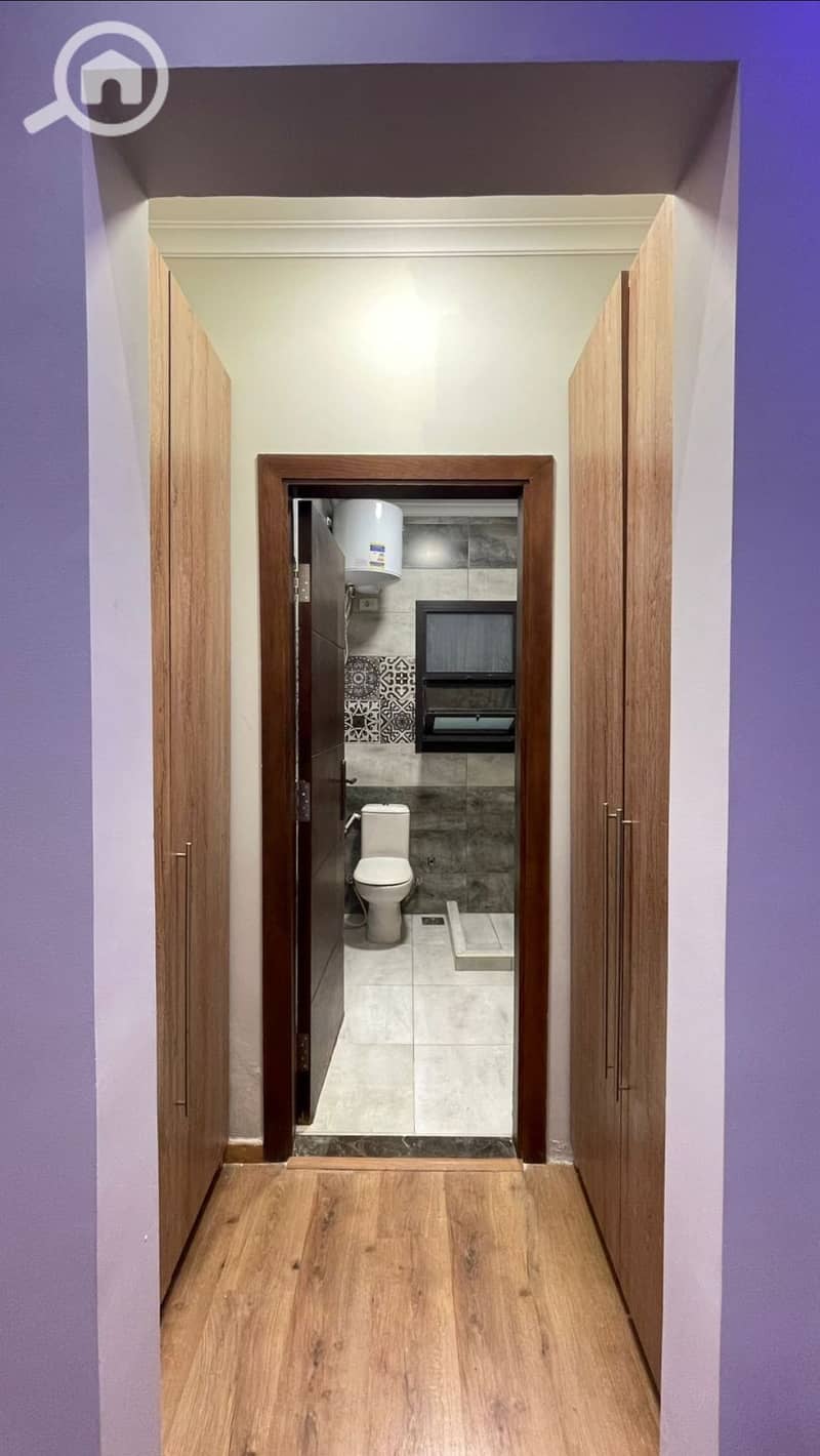 7 1000938240. jpg