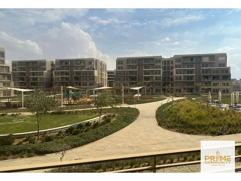 Duplex For Sale in Very prime location view landscape and facing north in Hyde park New Cairo - Widok 2