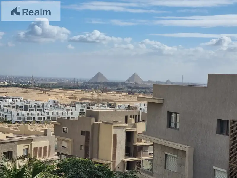 Duplex in Pyramids Heights with a pyramids view and installments over 12 years. - Pamja 6