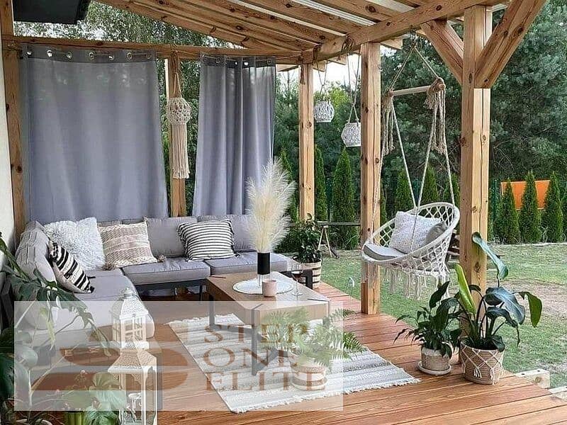 Before the season, a fully finished chalet for sale in Seazen with air conditioning and a sea view. - View 5