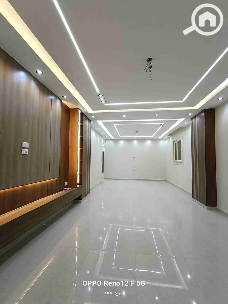 Apartment for sale in Hadayek El Ahram, 172 square meters, second floor facade, super lux finishing, first occupancy, new residential building. - Vista 3