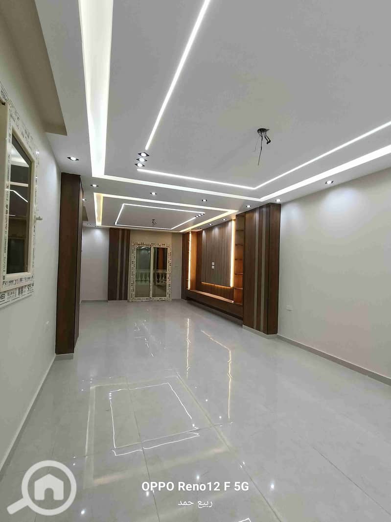 Apartment for sale in Hadayek El Ahram, 172 square meters, second floor facade, super lux finishing, first occupancy, new residential building. - Vista 5