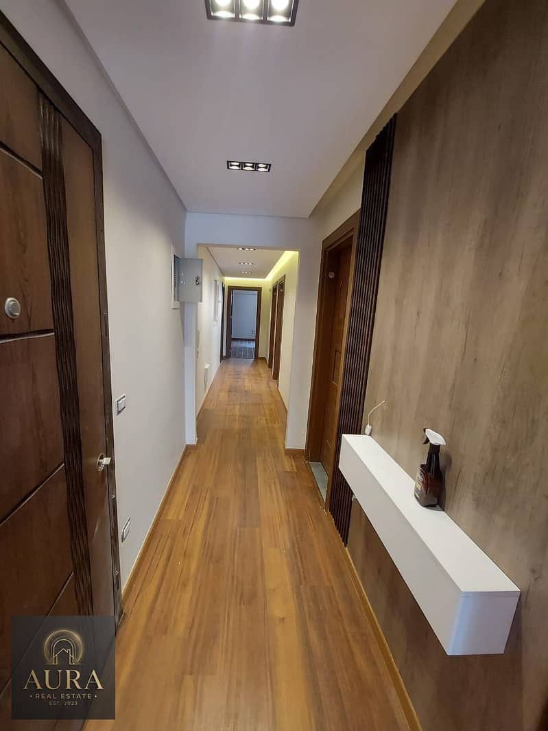 210 sqm Ultra Super Lux Apartment for Sale in Fifth District - Widok 5