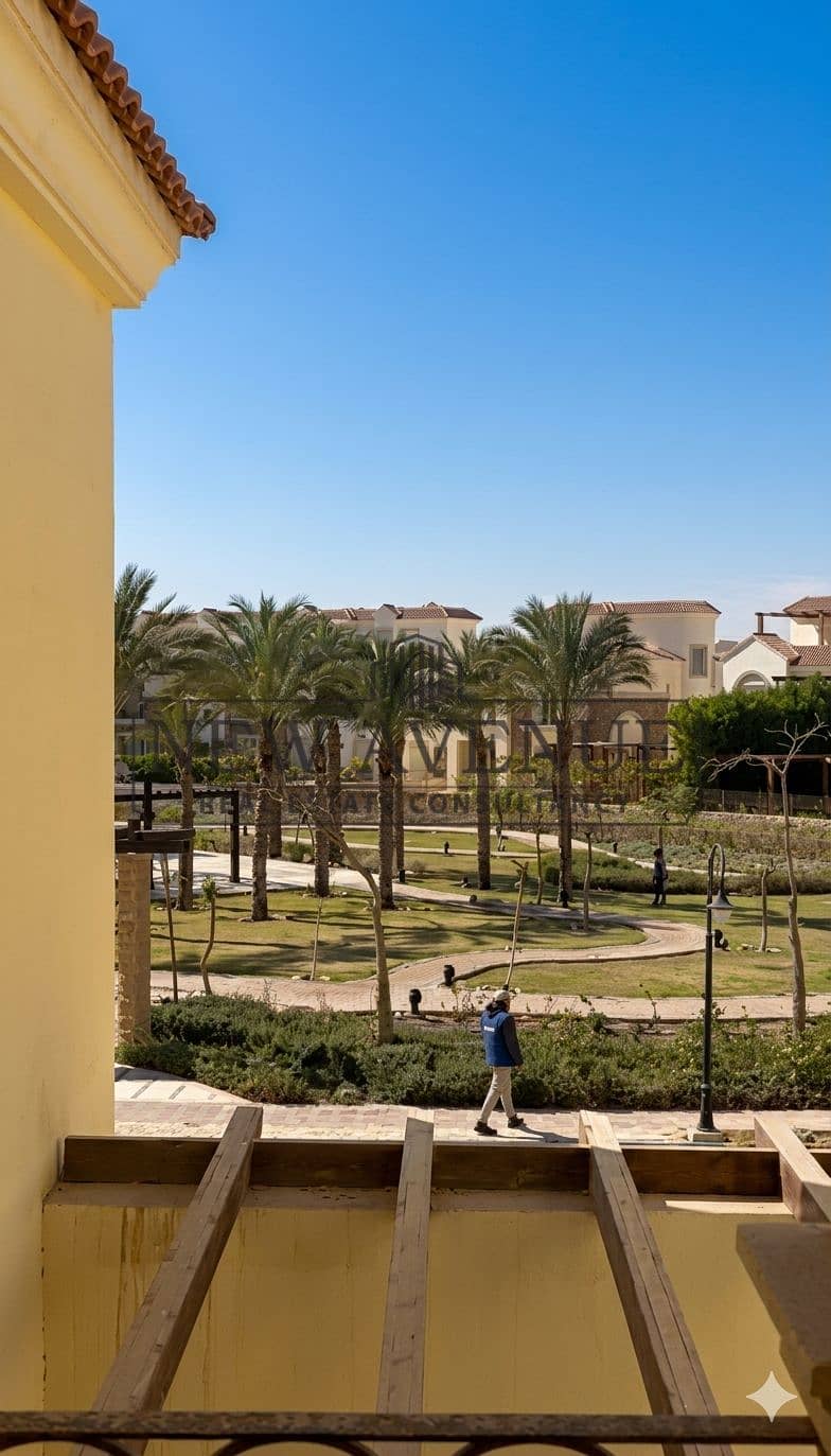 Townhouse Below Market Price with Prime Landscape and Pool View in Divina Gardens compound - Widok 6