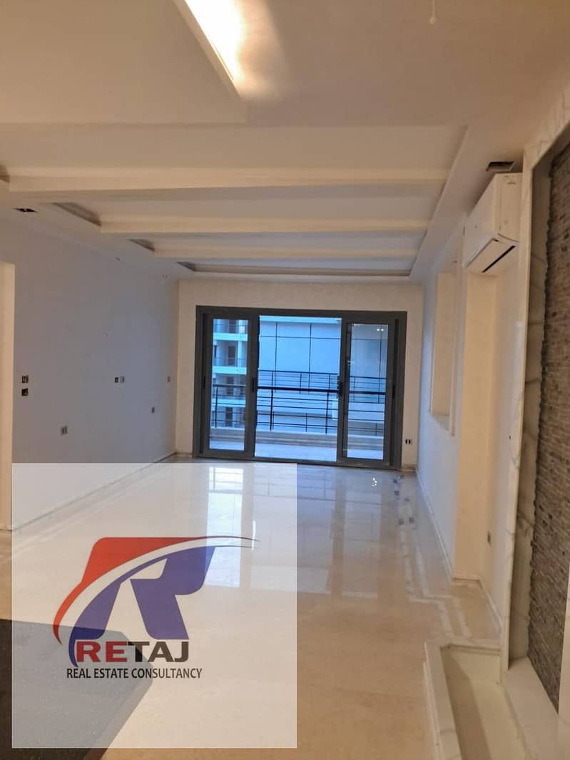 A distinctive apartment for sale in the Go Heliopolis Compound in New Cairo, featuring exceptional finishing, an open view, and 24-hour security . - Ansicht 4