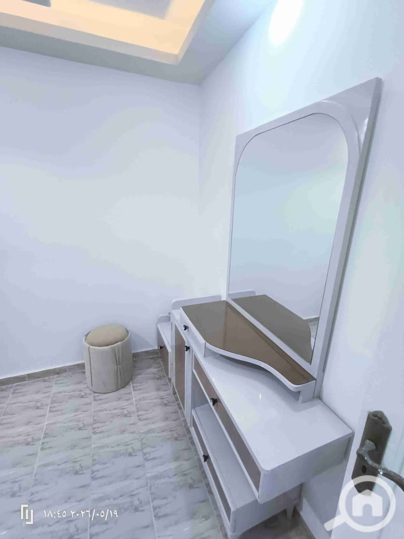 20 1000575845. jpg