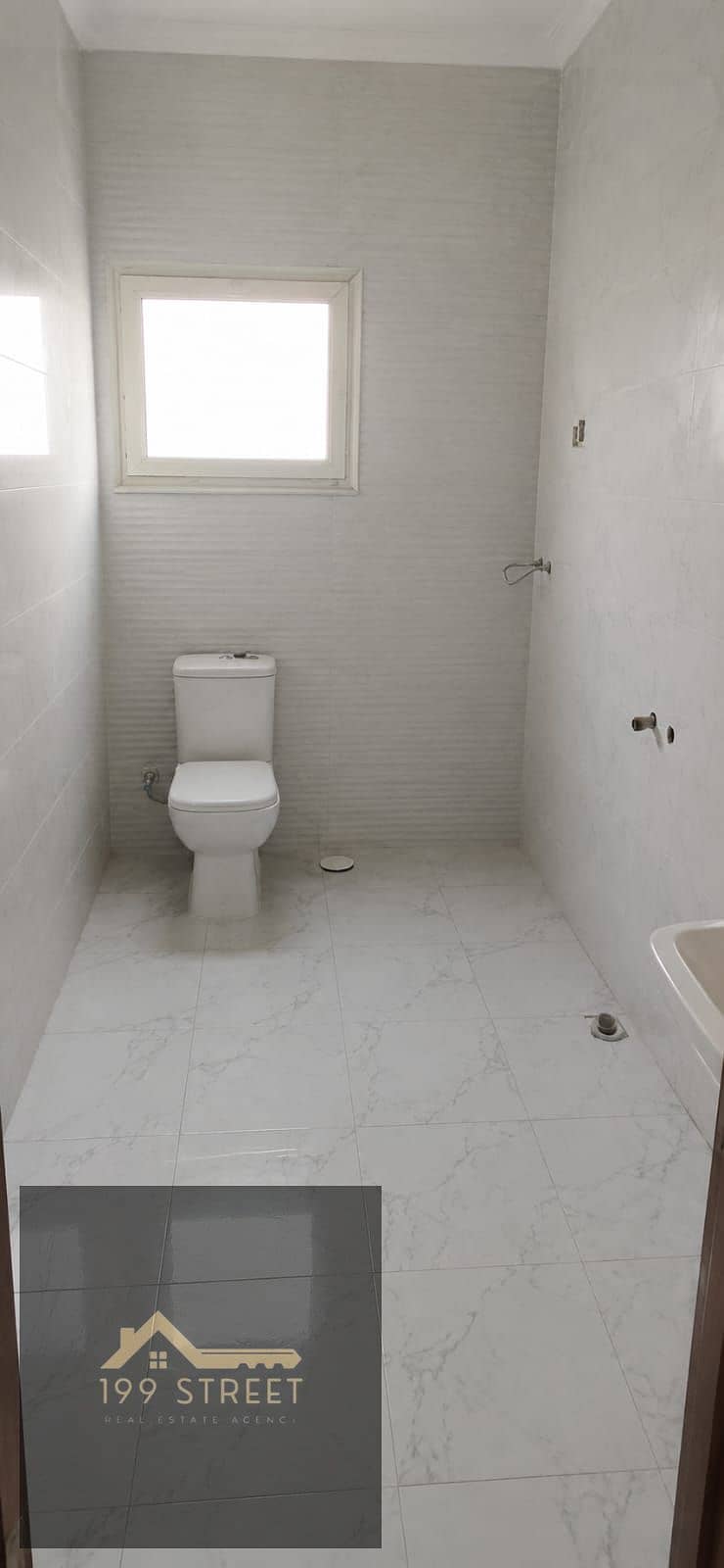 Apartment for sale Badr City ground floor with garden 160 sqm 3 bedrooms one master mortgage ready prime location front facing unit - Widok 5