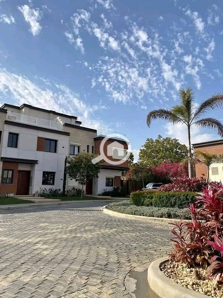 Town house for sale in compound Azaar 2 - Görünüm 4