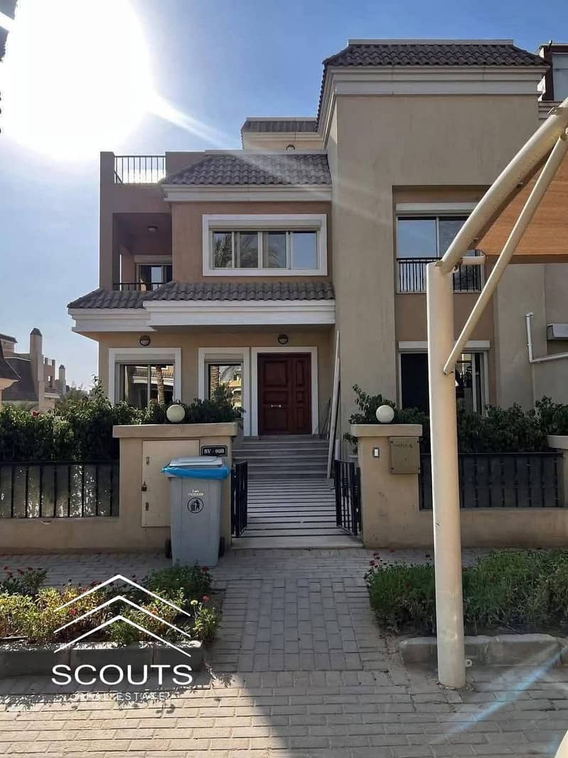 A villa for half the price for sale, ready for viewing, with a wonderful view of the landscape and lagoons in the most prestigious fully serviced comp - View 4