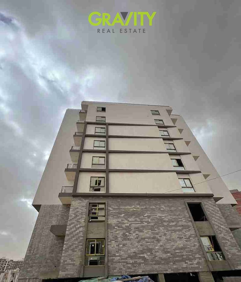 3-bedroom apartment available for immediate delivery, finished in the New Administrative Capital with a landscape view and water feature. Installment offer valid for a week; take it with a cash discount and cash installments over 3 years - Al R7 - New Administrative Capital. – další