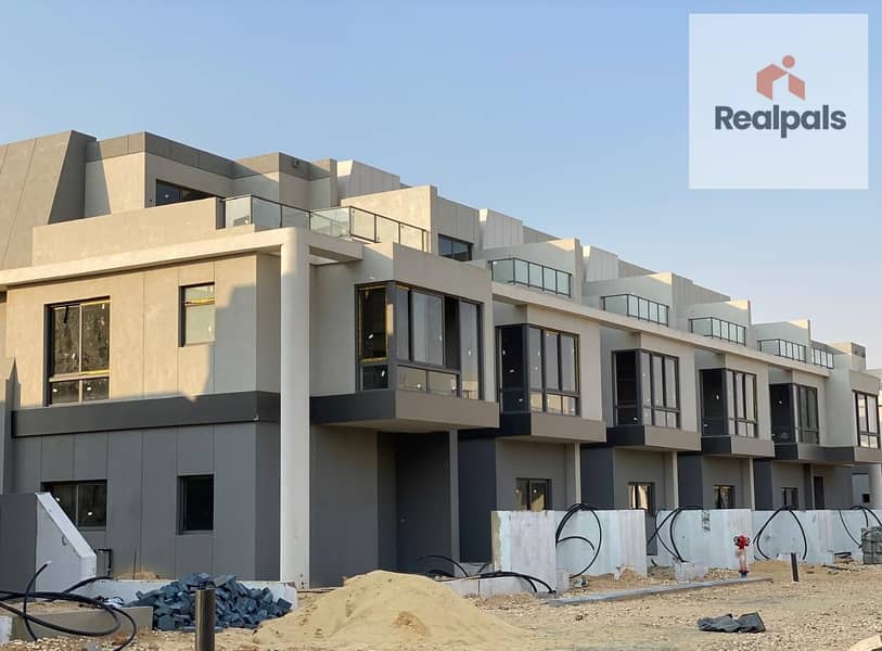 TOWNHOUSE CORNER 260 M FOR SALE READY TO MOVE AT BLOOMFIELDS - Ansicht 2
