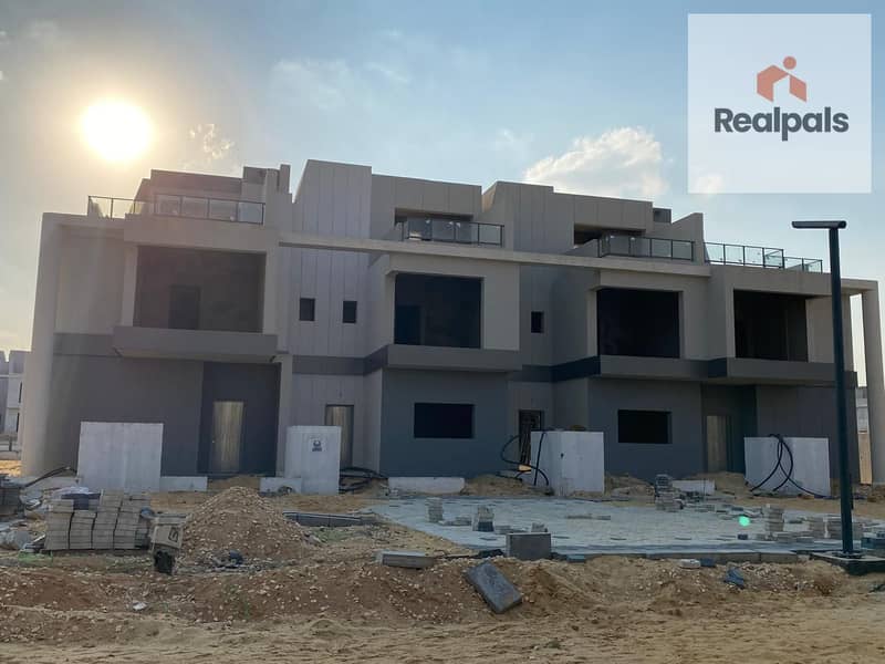 TOWNHOUSE CORNER 260 M FOR SALE READY TO MOVE AT BLOOMFIELDS - Ansicht 3