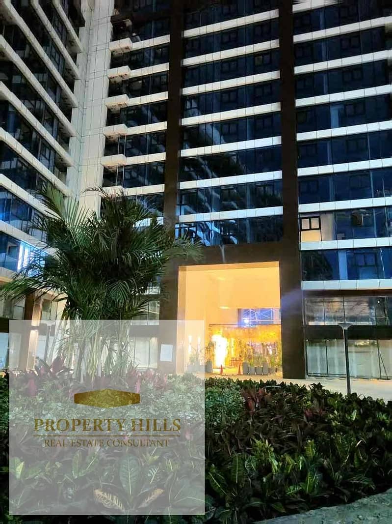 Service apartment for sale in Marriott residence hotel in Heliopolis Near Cairo Airport , Fully Finished with Smart Home & Rental Up to $350 Per Day - Widok 2