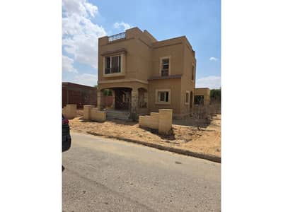 4 Bedroom Villa for Sale in 6th of October, Giza - 9c77d939-dfe2-415b-a726-24e642018ed1 (1). jfif. jpg