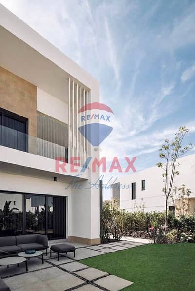 4 Bedroom Villa for Sale in New Cairo, Cairo - 585796657_1016125797366079_8731239053952936698_n. jpg