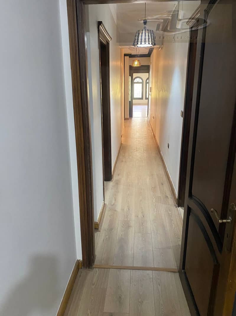 A once-in-a-lifetime opportunity in the heart of New Cairo – a fully finished apartment within a luxurious villa compound with 24/7 security! L - Mehr